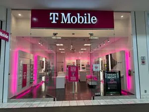 T-Mobile Solano Mall - Upstairs
