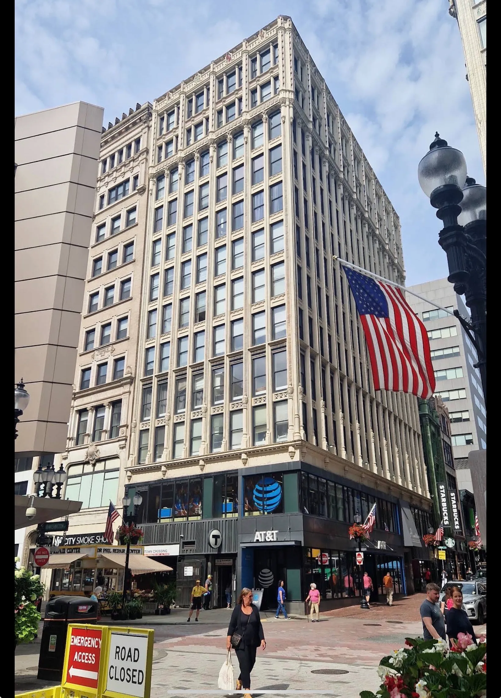 AT&T Store Boston - DOWNTOWN CROSSING