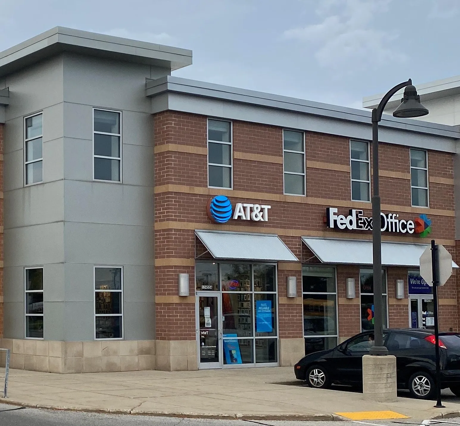 AT&T Store Brookfield - Shoppers World of Brookfield