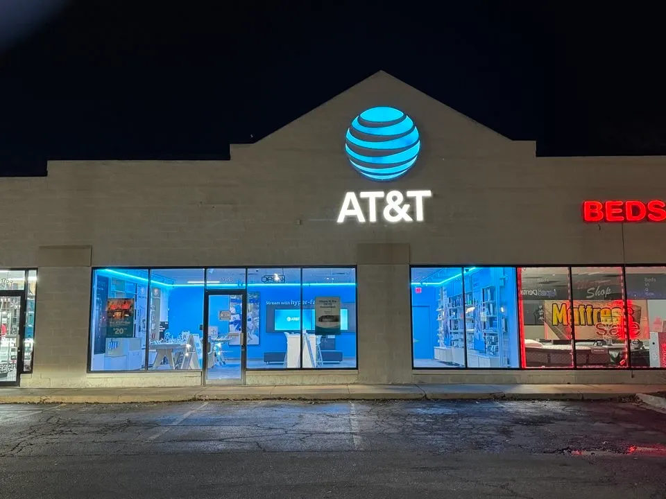 AT&T Store Mchenry - Mchenry Grounds