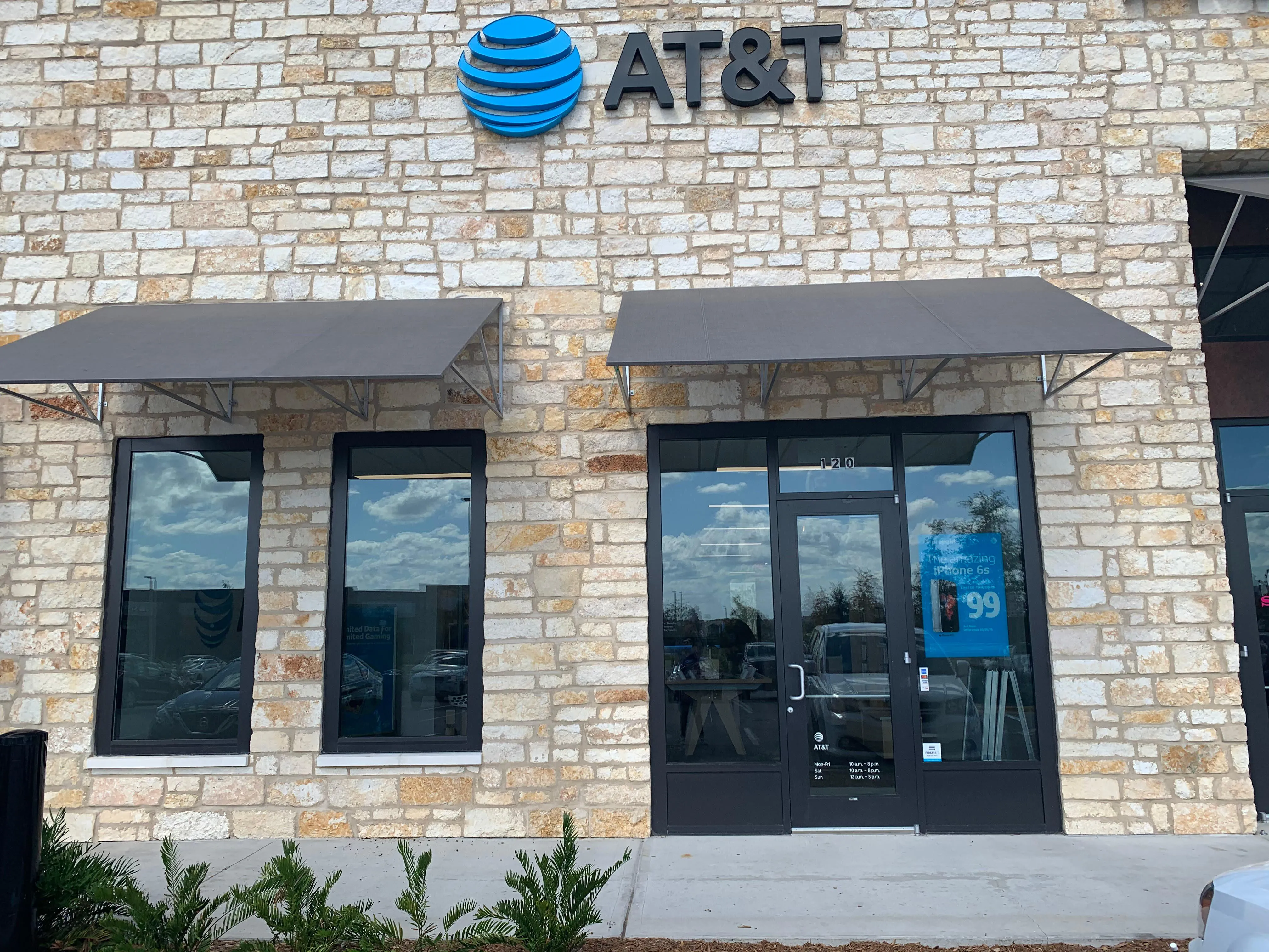 AT&T Store Winter Garden - HAMLIN GROVES