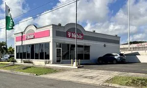 T-Mobile St Rd 3 & Av El Conquistador