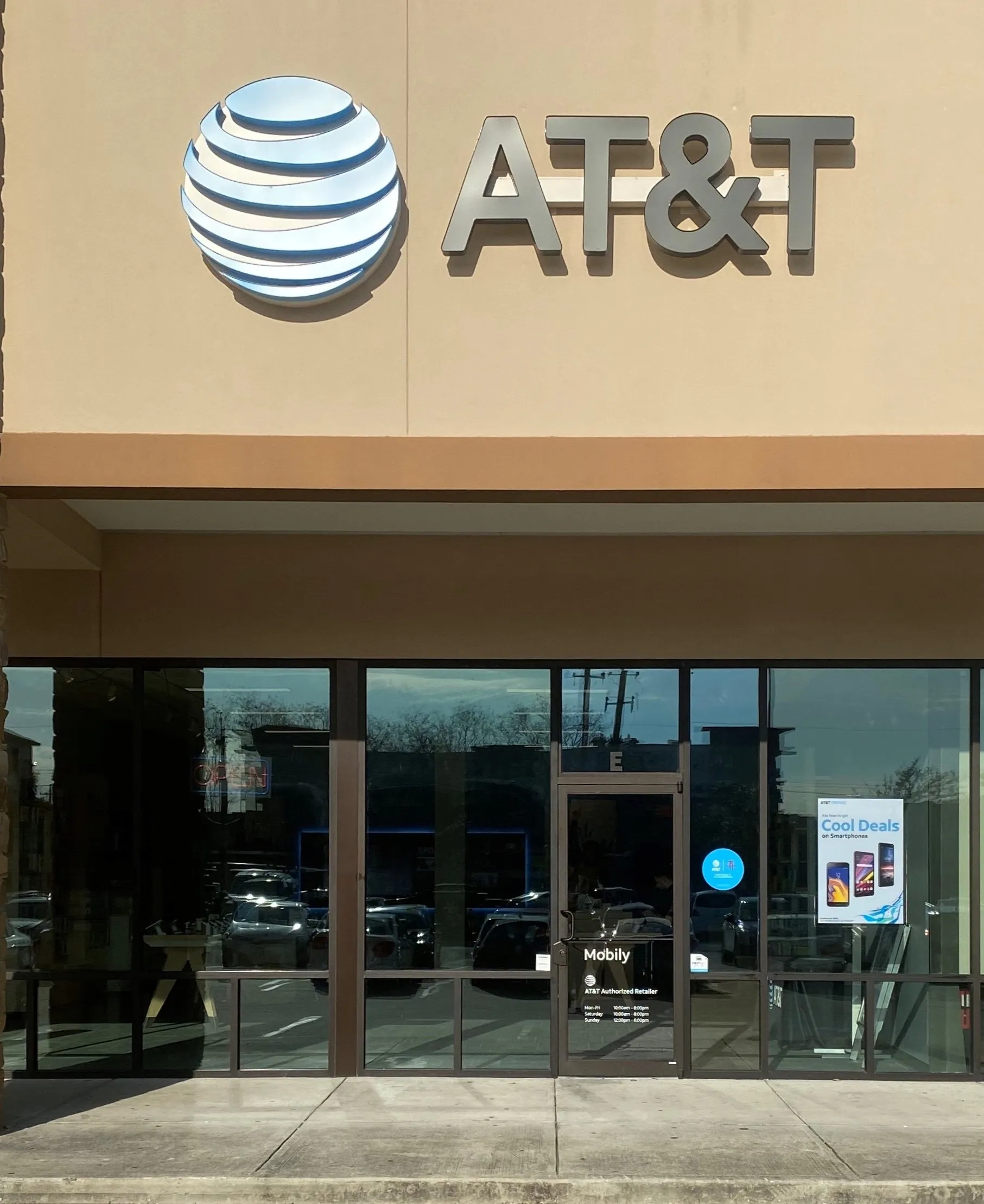 AT&T Store Houston - Louisiana Street