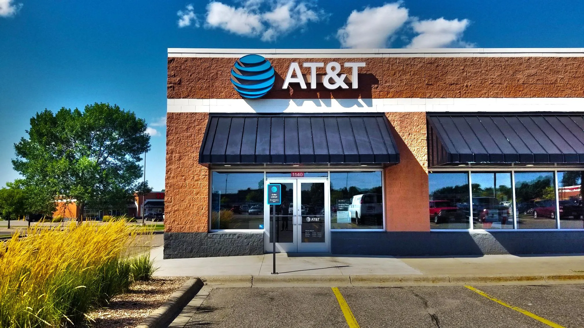 AT&T Store Shakopee - SHAKOPEE CROSSROADS