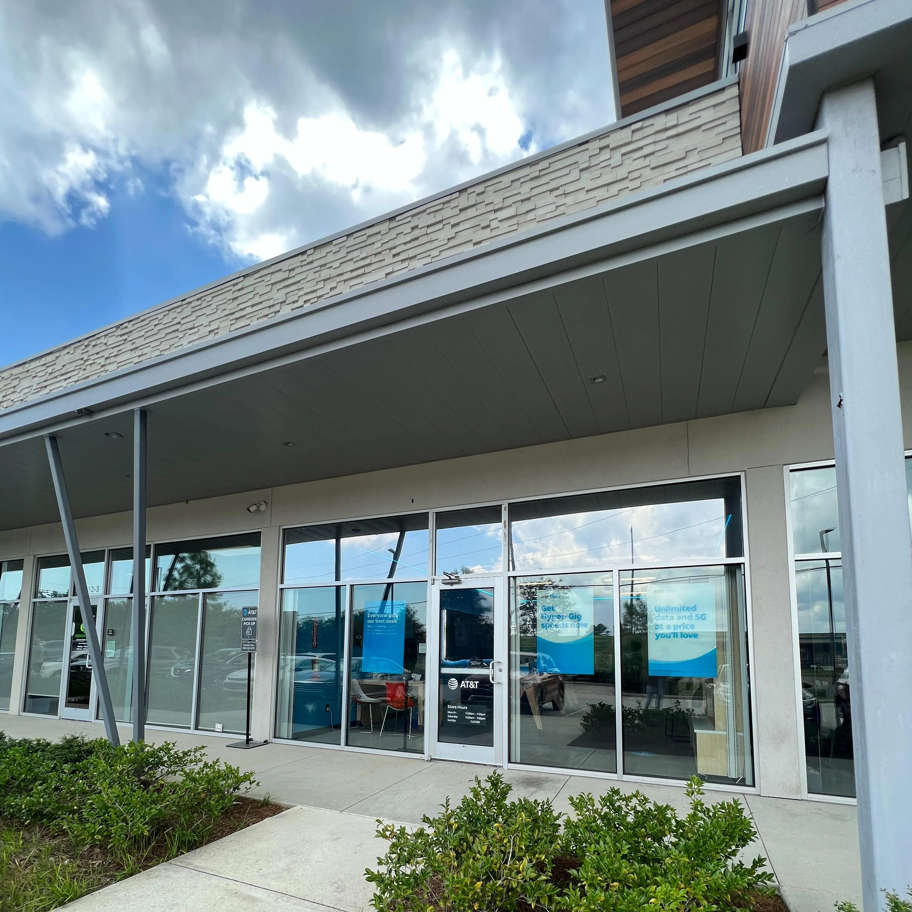 AT&T Store Mandeville - NORTHLAKE CENTER