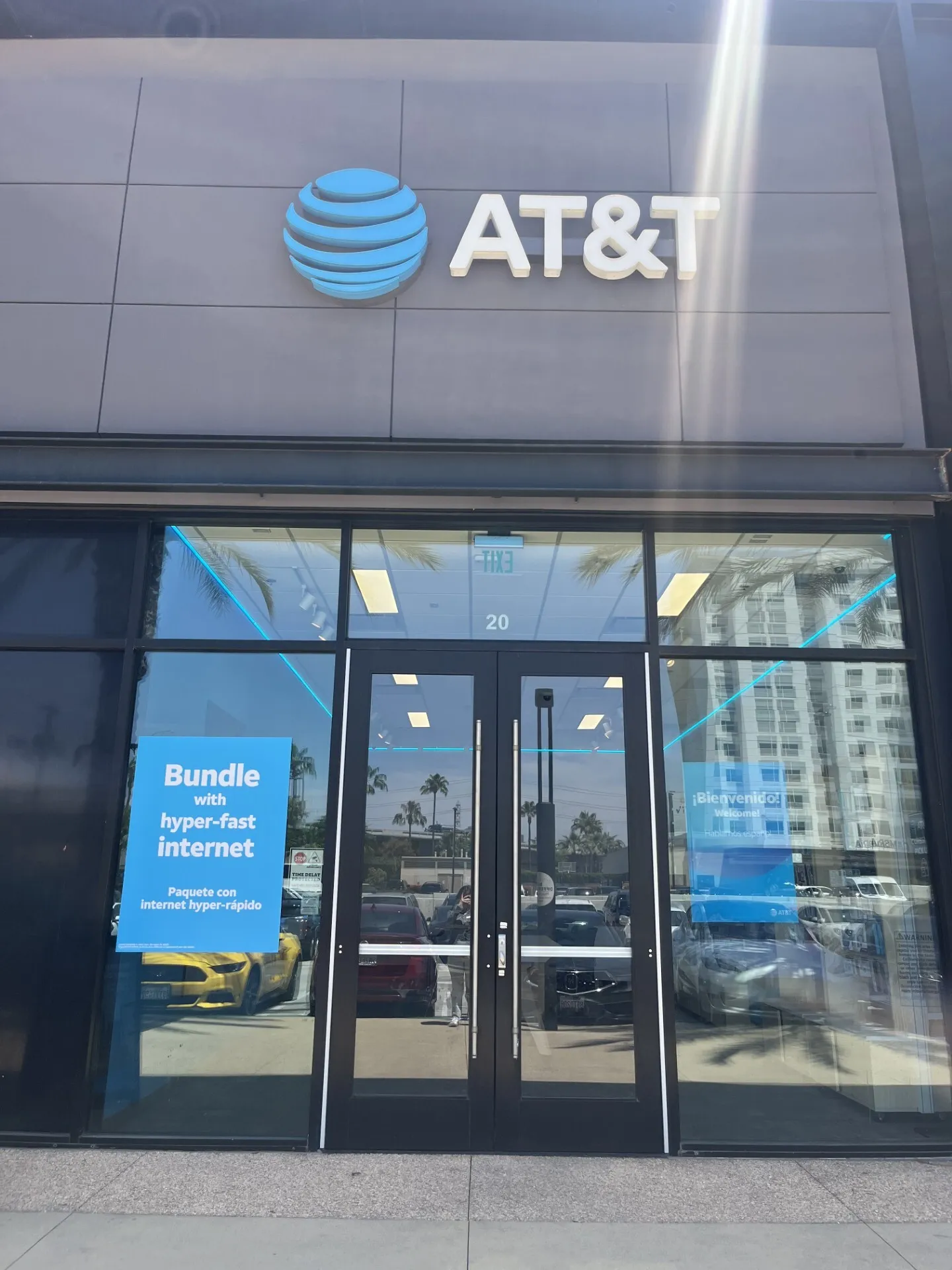 AT&T Store Anaheim - ANAHEIM RESORT