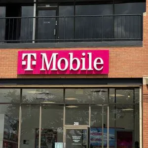 T-Mobile Arkansas Ln & Cooper St