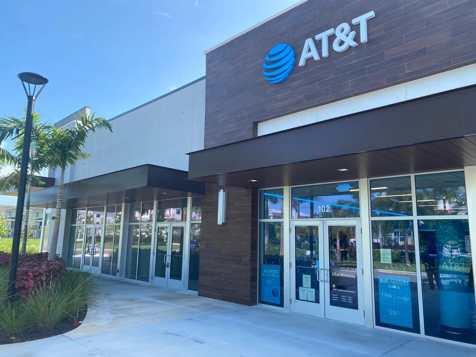 AT&T Store Pembroke Pines - PINES CITY CENTER