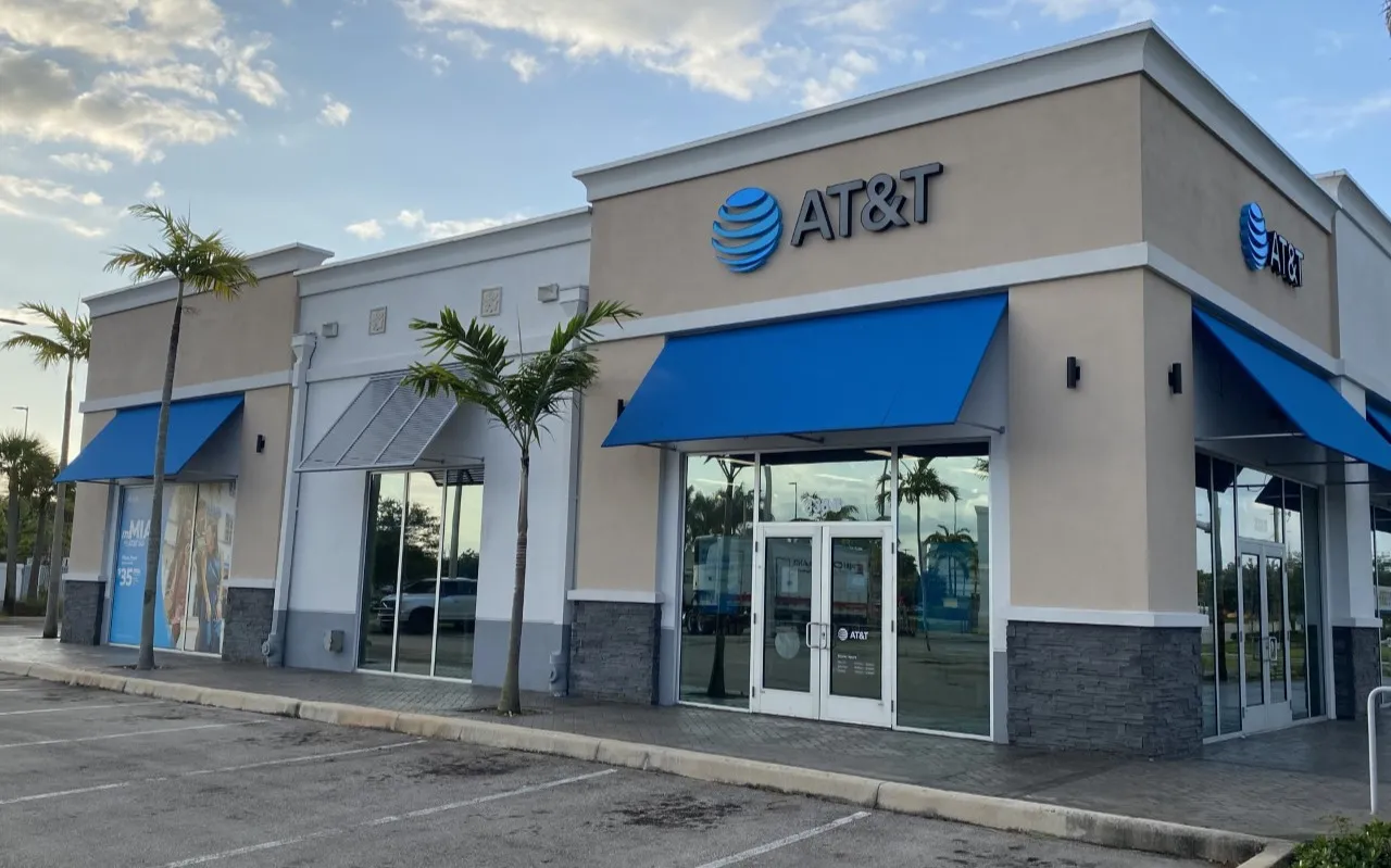 AT&T Store Hollywood - The Place At Hollywood
