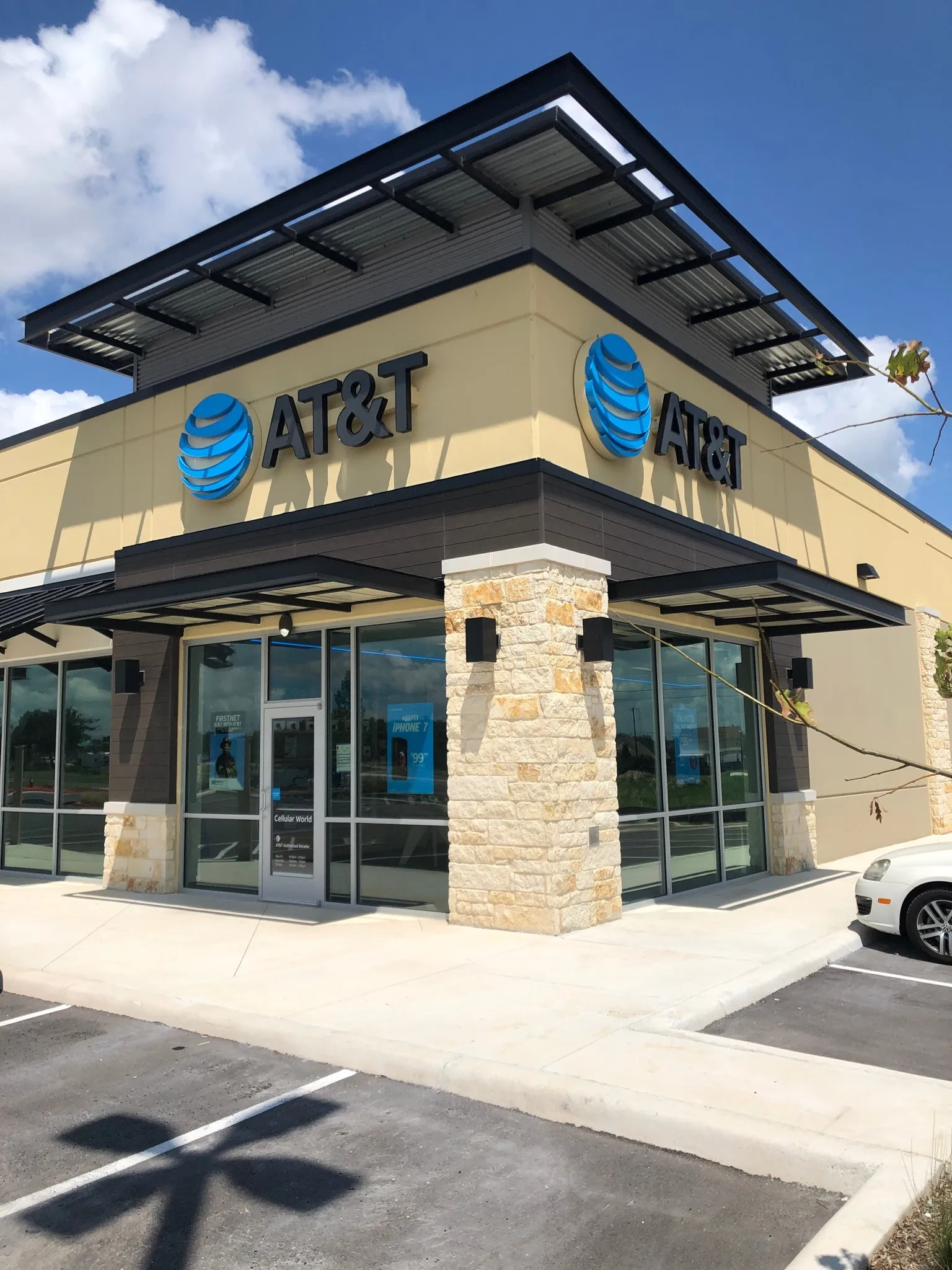 AT&T Store San Antonio - Alamo Crossing