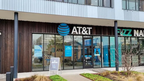 AT&T Store Houston - North Shepherd Drive