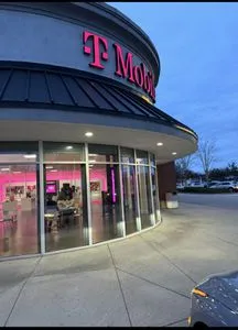 T-Mobile Fayette Pavilion