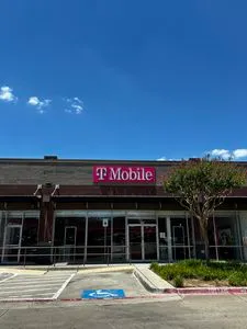 T-Mobile Cooper & I-20