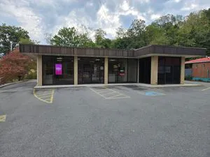 T-Mobile Fayetteville - N Court St
