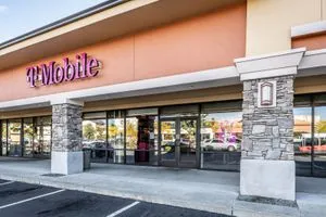 T-Mobile 324th & Pacific Highway