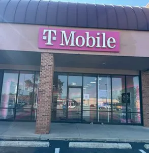 T-Mobile W Gannon & Veterans Blvd