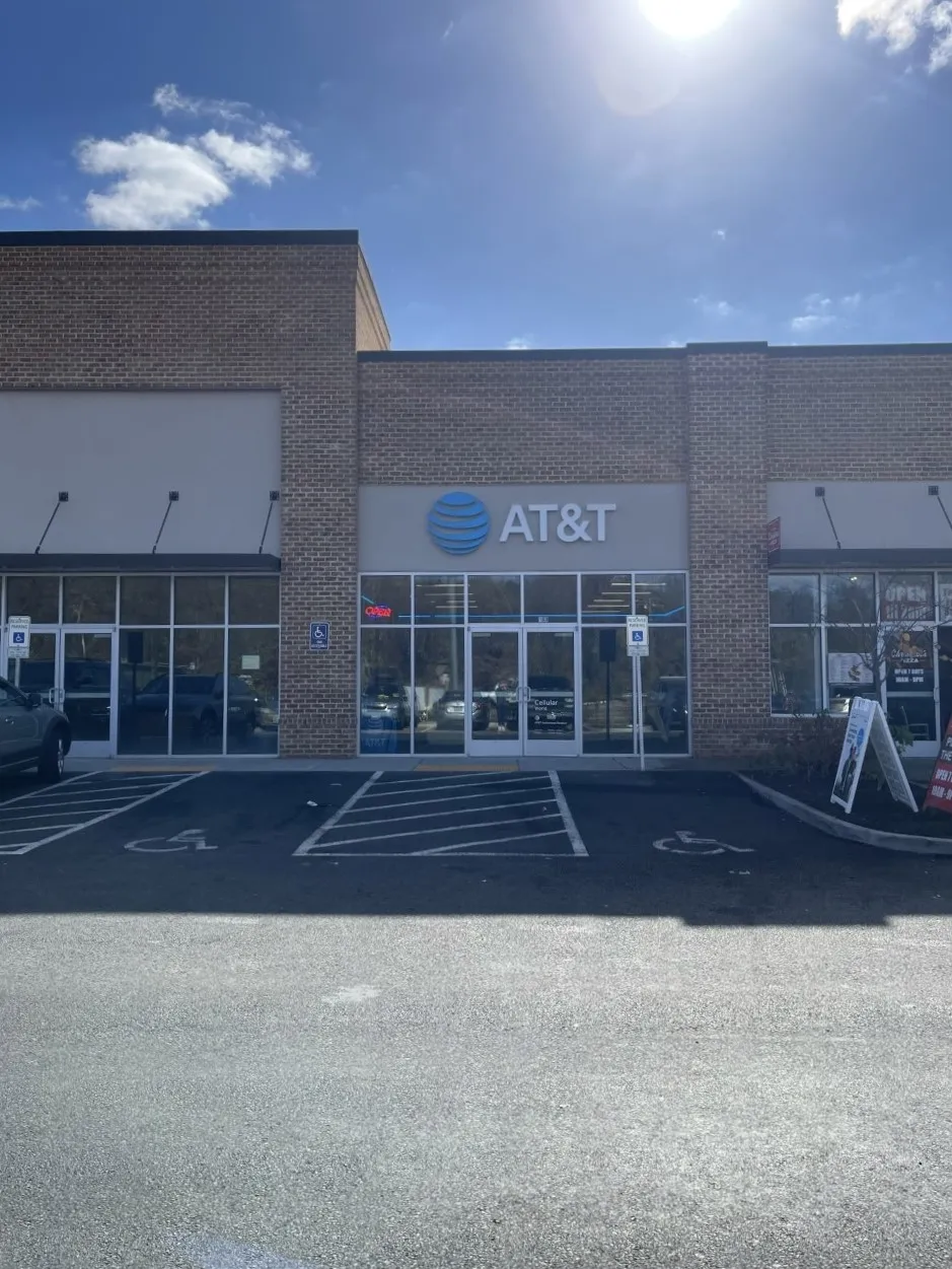 AT&T Store Charlottesville - Charlottesville Fifth Street
