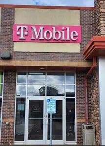 T-Mobile Mckee Rd & Manchester Rd