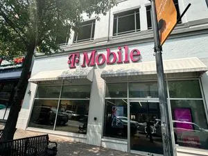T-Mobile Clarendon & Filmore