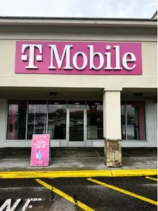T-Mobile Hunterdon Shopping Center