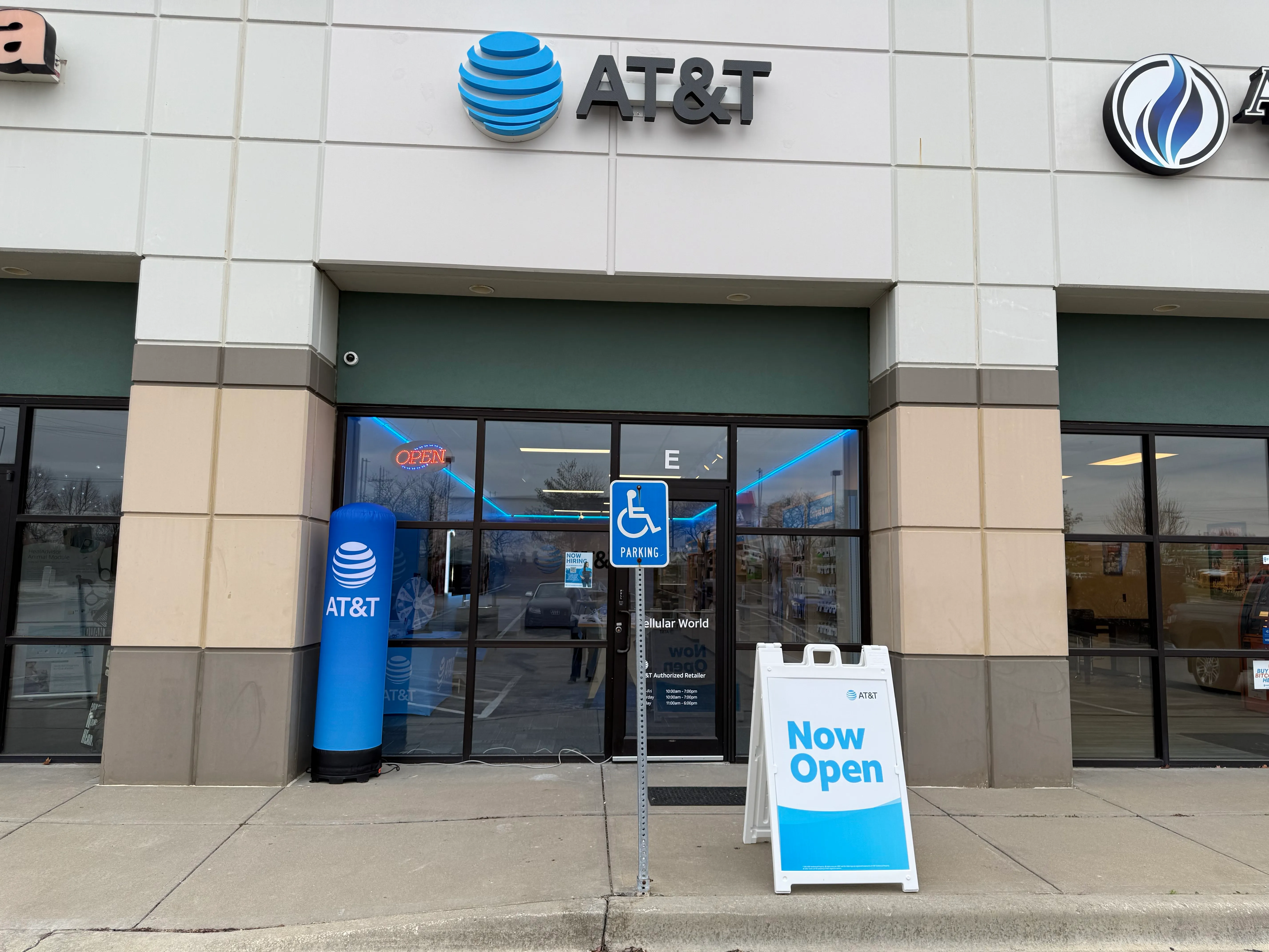 AT&T Store Bonner Springs - Tulip Drive