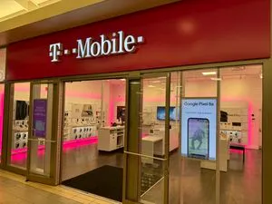 T-Mobile The Shops At Skyview
