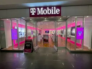 T-Mobile Fashion Centre At Pentagon Cty