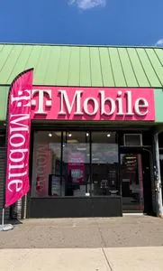 T-Mobile Main & 57th Rd