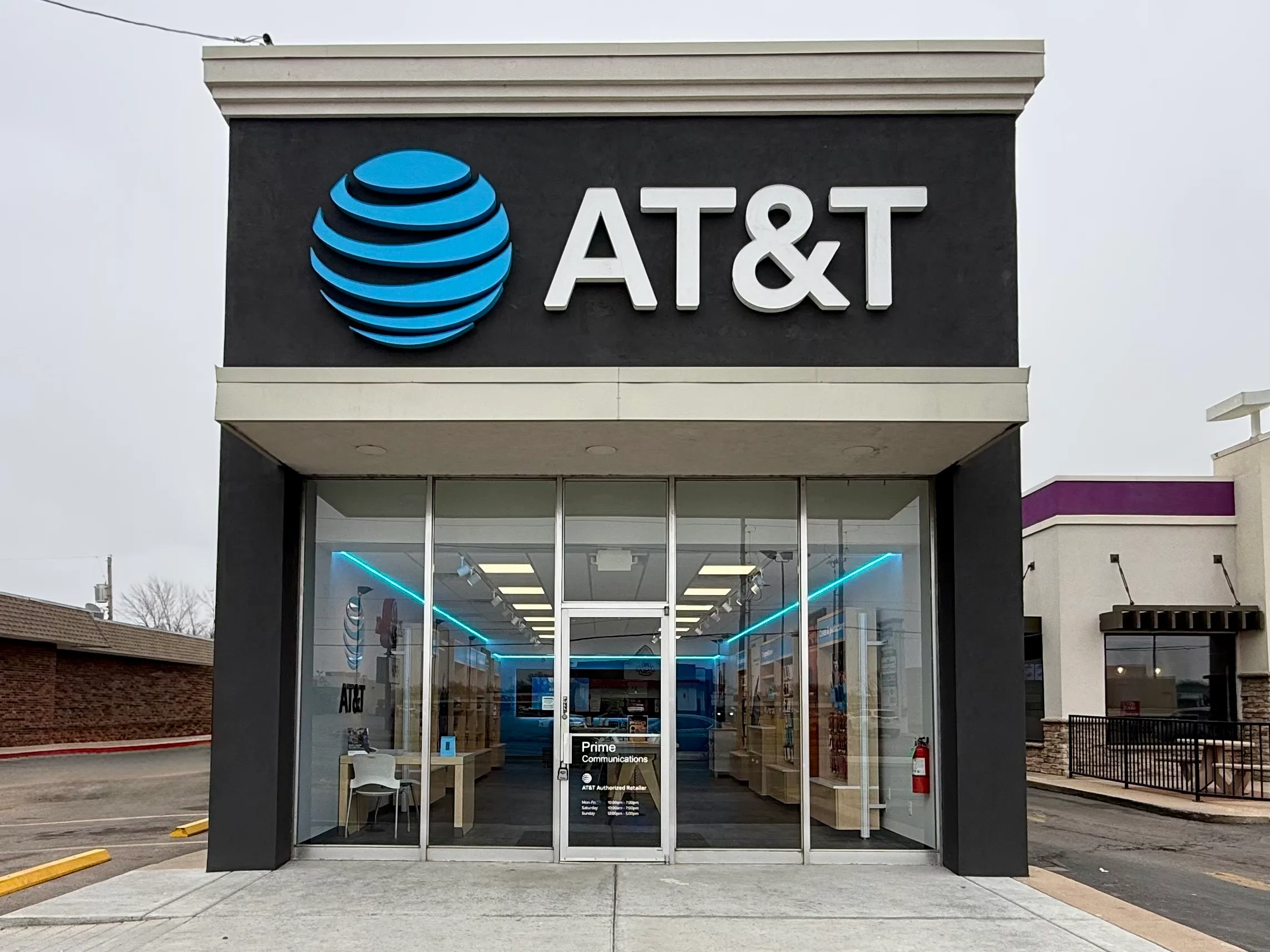 AT&T Store Wichita - South Seneca Street