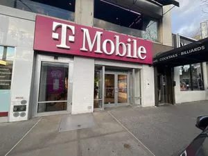 T-Mobile Austin St & Continental Ave