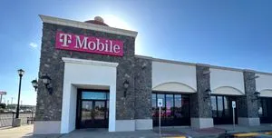 T-Mobile Ih-35 & Seminary Drive
