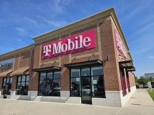 T-Mobile Eldorado Pkwy & Dallas Tollway