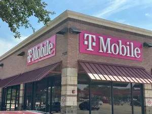 T-Mobile Preston & Stonebrook