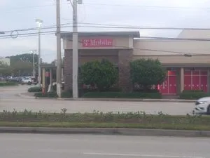 T-Mobile N Federal Hwy & Ne 15th Street