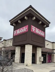 T-Mobile N Beach St & Wheeler St