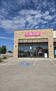T-Mobile Ten Gallon Dr & Mcpherson Blvd