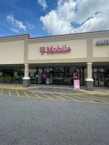 T-Mobile Walton Dr & W Floyd Baker Blvd