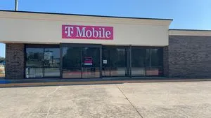 T-Mobile Frontage Rd & Mundy Mill Rd
