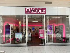 T-Mobile Roosevelt Field