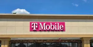 T-Mobile City Park Plaza