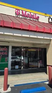 T-Mobile Brookhurst & Westminster