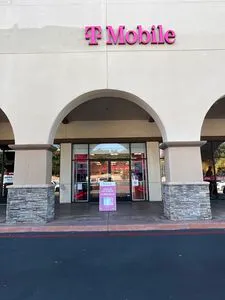 T-Mobile El Camino Real & Del Rio Rd