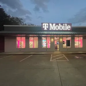 T-Mobile Veterans & Mann