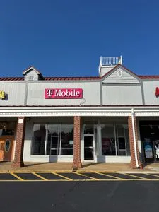 T-Mobile Alps Rd & Broad St