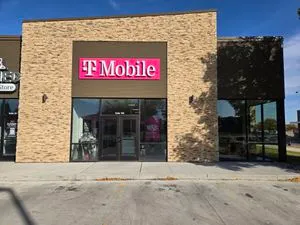 T-Mobile 32nd & 31st