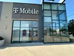 T-Mobile 44th & Ivanrest