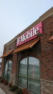 T-Mobile Pinedale Crossing