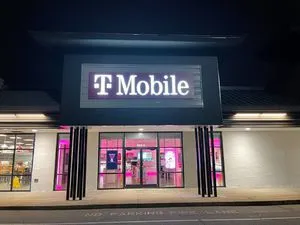 T-Mobile Arlington Plaza