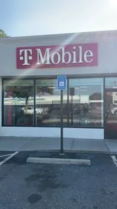T-Mobile Howell Mill & Collier Rd