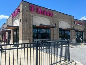 T-Mobile Horizon S Pkwy & Steiner Way
